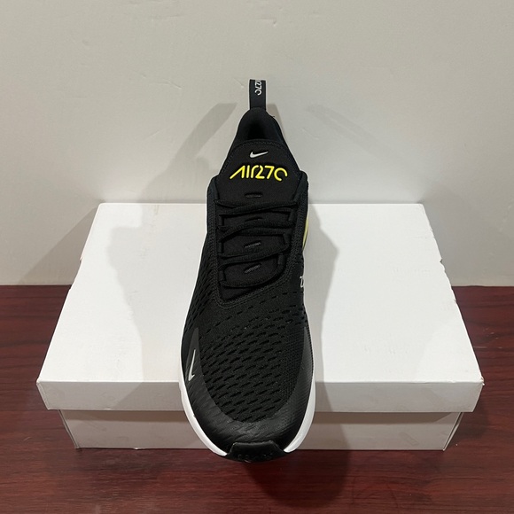 Nike, Air Max 270, FN8006 001, Black, White & Green - Picture 6 of 13